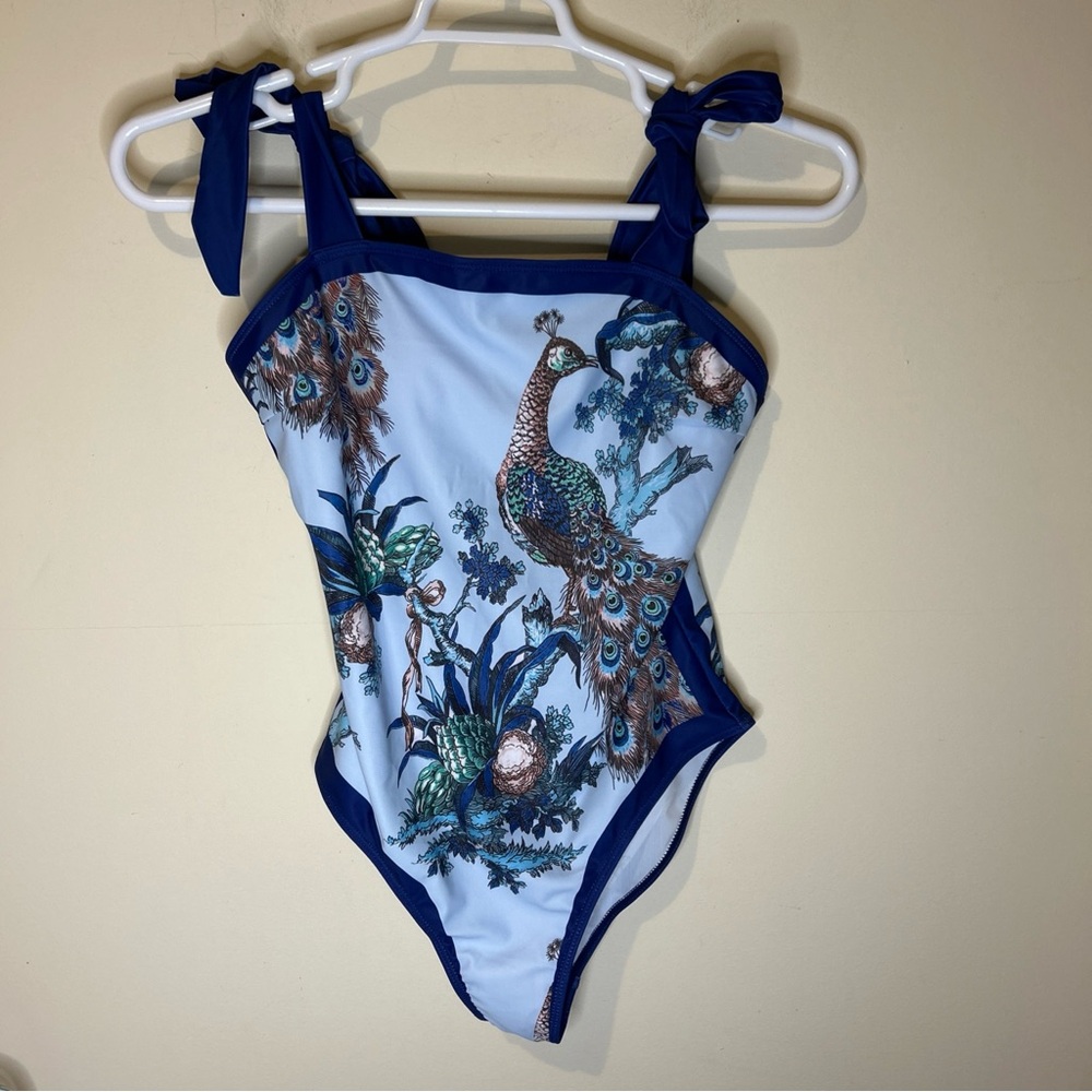 NWOT Peacock Print One-Piece Women’s Small Swimsuit
